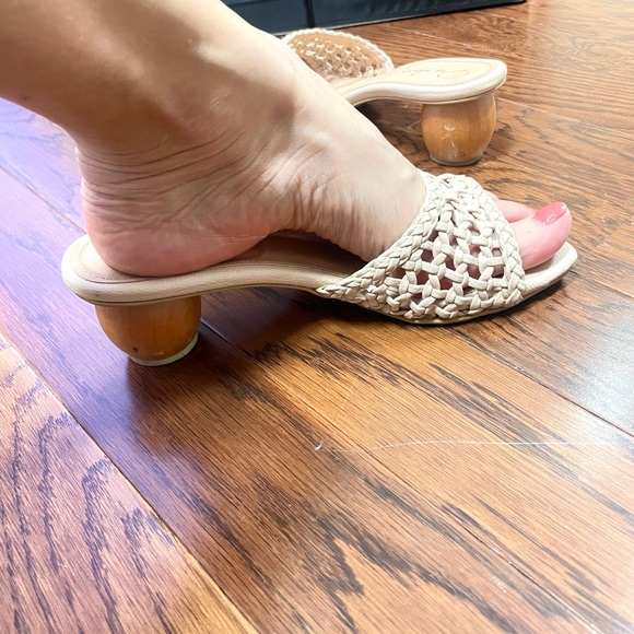 Genuine Leather Blush Pink Sandals low heel women’s size 7.5 - Picture 5 of 6